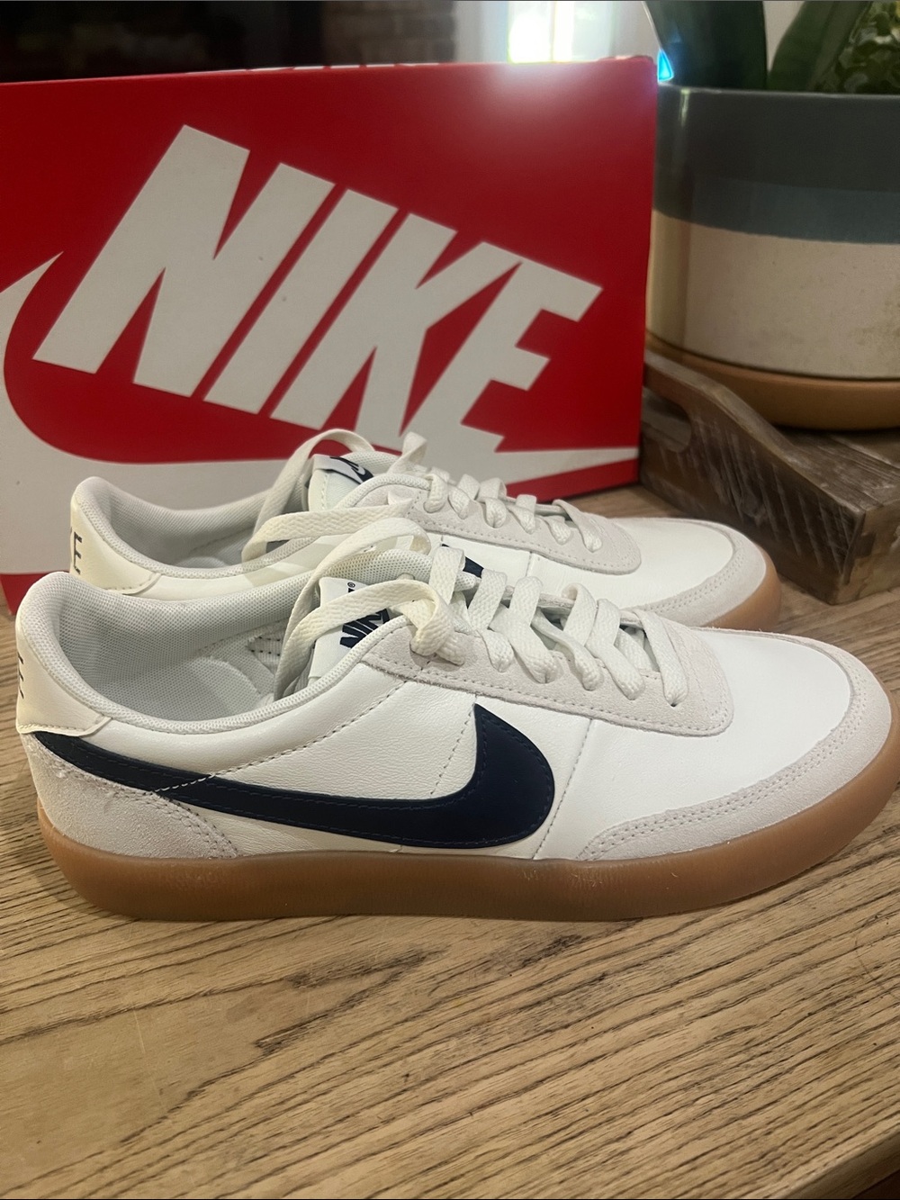 Nike Men’s White Sneakers with Navy Swoosh and Gum Sole 8